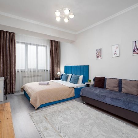 Appartments " Zhetysu-4" 阿拉木图 外观 照片