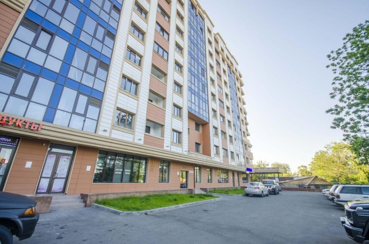 Appartments " Zhetysu-4" 阿拉木图 外观 照片