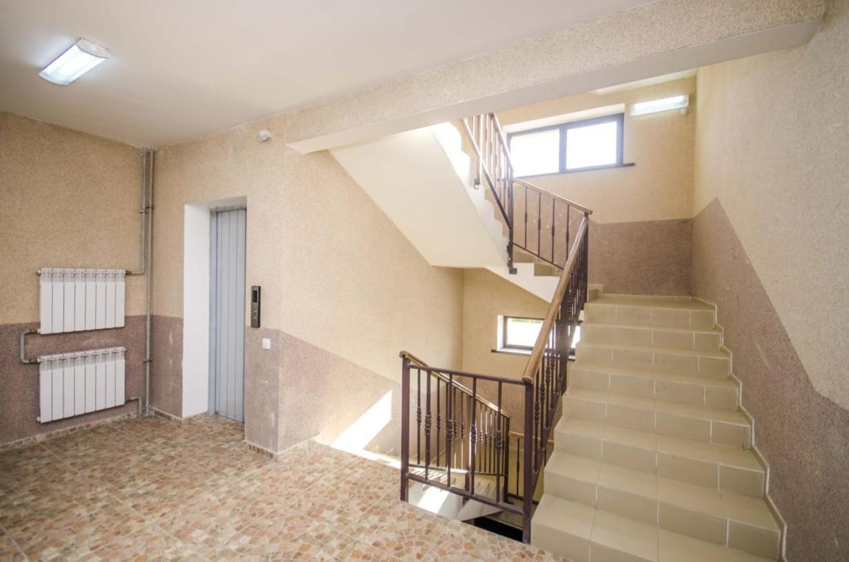 Appartments " Zhetysu-4" 阿拉木图 外观 照片