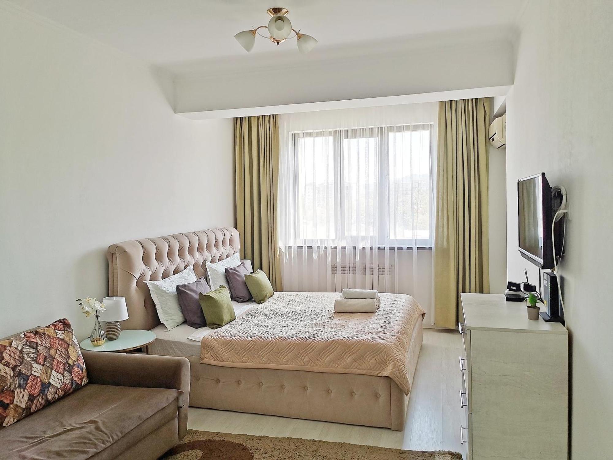 Appartments " Zhetysu-4" 阿拉木图 外观 照片