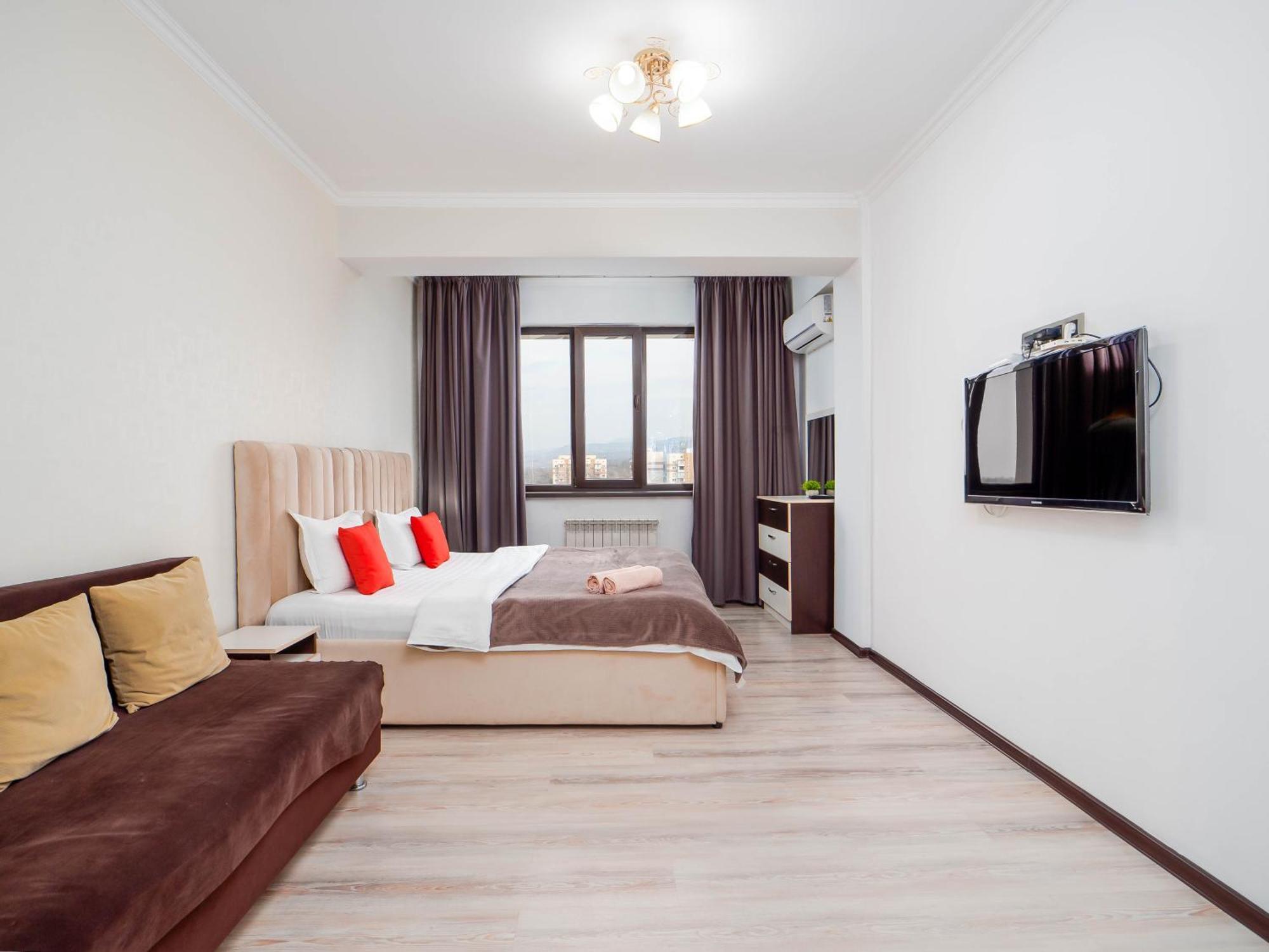 Appartments " Zhetysu-4" 阿拉木图 外观 照片